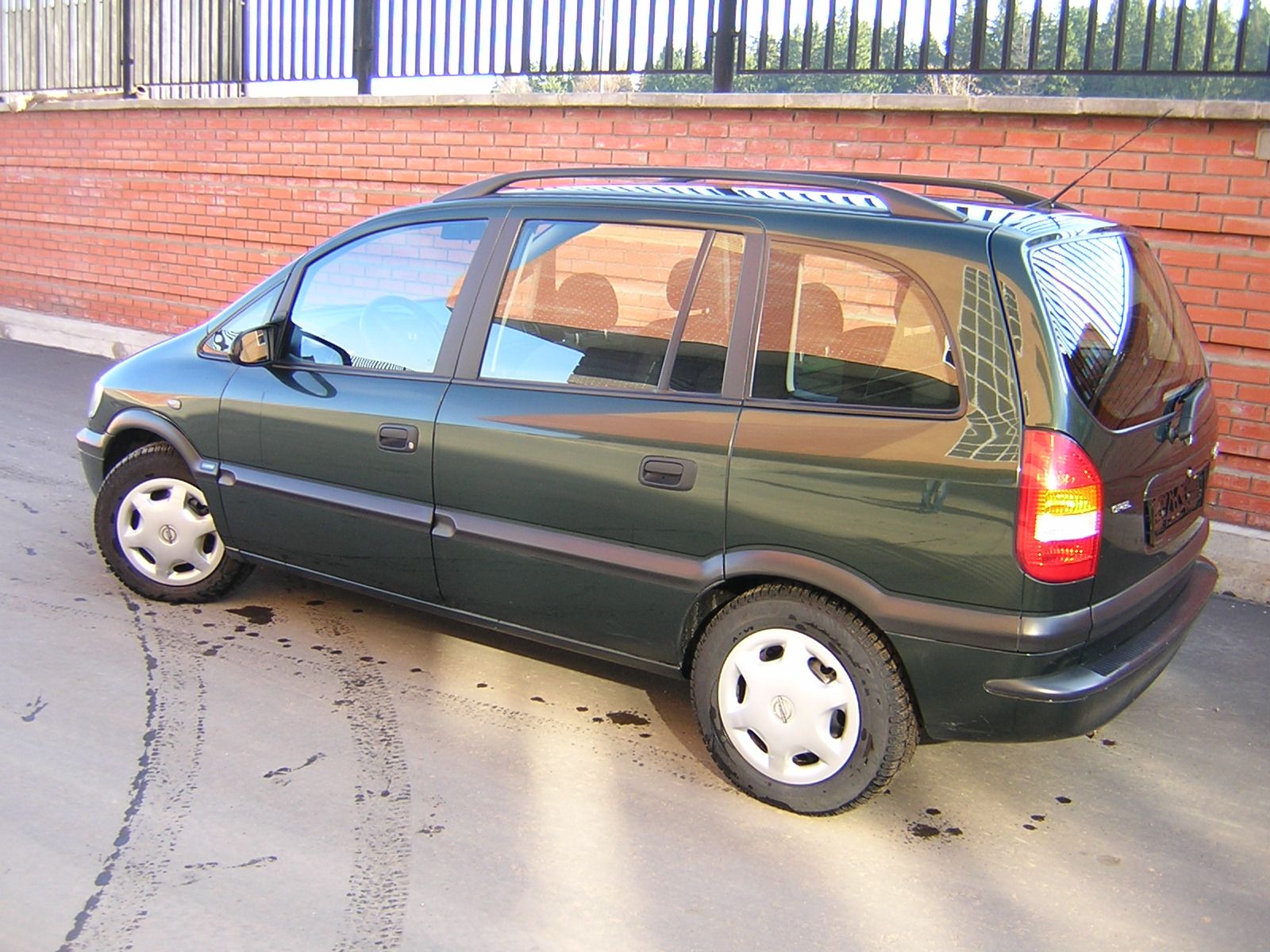 2000 Opel Zafira