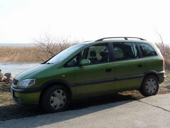 2000 Opel Zafira Pictures