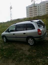 2000 Opel Zafira Photos