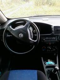 2000 Opel Zafira Pictures