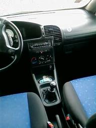 2000 Opel Zafira Pictures