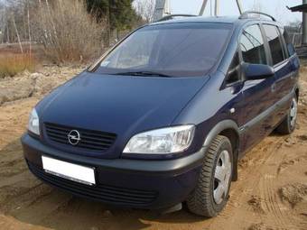 2001 Opel Zafira Pictures