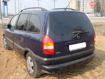 2001 Opel Zafira Pictures
