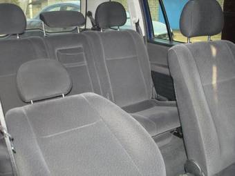 2001 Opel Zafira Photos
