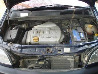 2001 Opel Zafira Photos