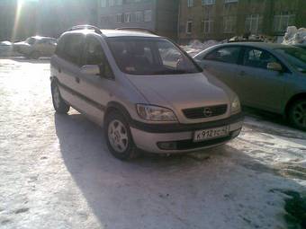 2001 Opel Zafira Photos