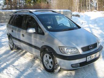 2001 Opel Zafira Pictures