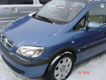 2004 Opel Zafira Pictures