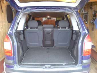 2004 Opel Zafira Pictures