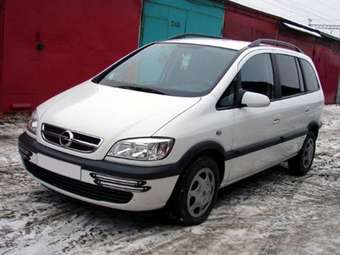 2004 Opel Zafira Photos