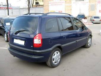 2004 Opel Zafira Pics