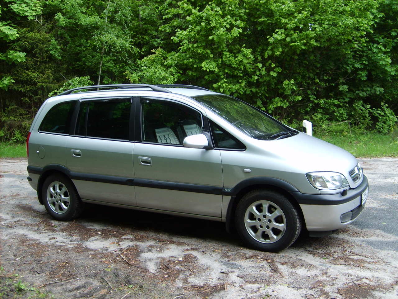 Opel zafira 2004