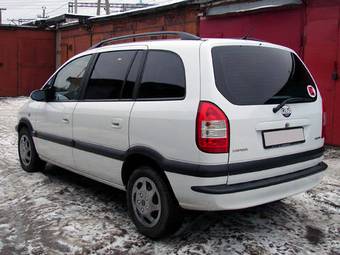 2004 Opel Zafira Pictures