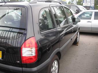 2004 Opel Zafira Photos