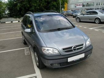 2004 Opel Zafira Pics