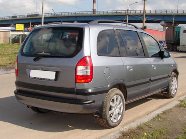 2005 Opel Zafira