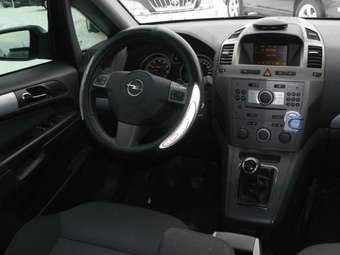 2006 Opel Zafira Pictures