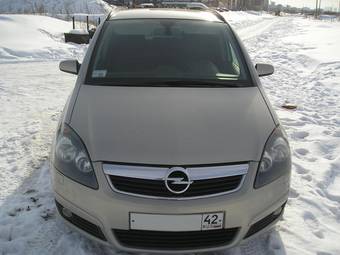 2006 Opel Zafira Photos