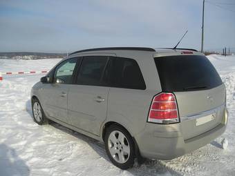 2006 Opel Zafira Photos