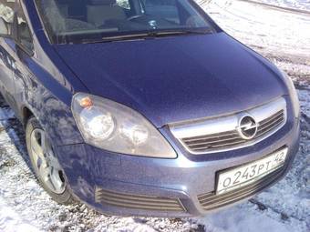 2006 Opel Zafira Photos