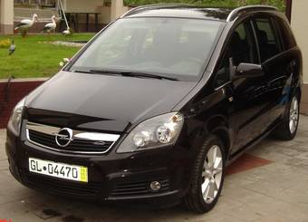 2006 Opel Zafira Photos
