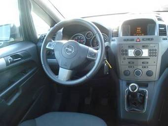 2006 Opel Zafira Photos