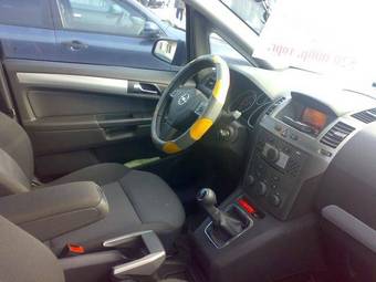 2007 Opel Zafira Pictures