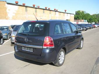 2007 Opel Zafira Pictures