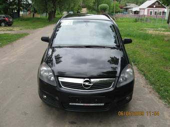 2007 Opel Zafira Pictures