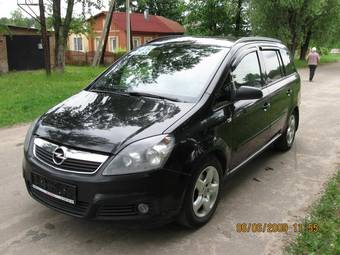 2007 Opel Zafira Photos