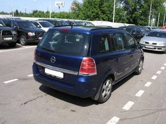 2007 Opel Zafira Pictures