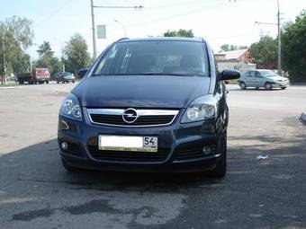 2007 Opel Zafira Pictures