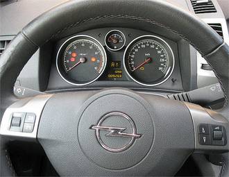 2007 Opel Zafira Photos