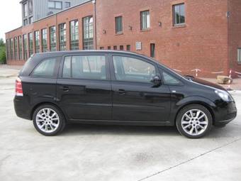 2007 Opel Zafira Pictures
