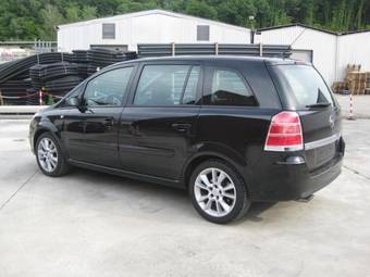 2007 Opel Zafira Photos
