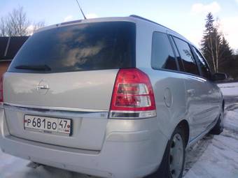 2008 Opel Zafira Photos