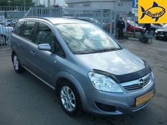 2008 Opel Zafira Pics