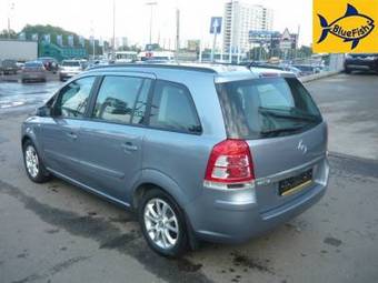 2008 Opel Zafira Pictures