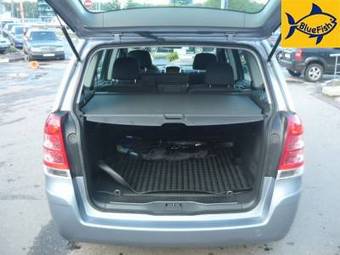 2008 Opel Zafira Photos