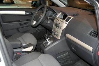 2008 Opel Zafira Pics