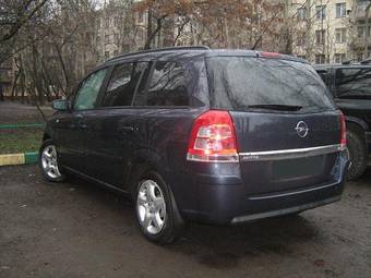 2008 Opel Zafira Images