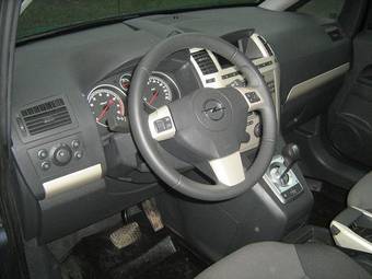 2008 Opel Zafira Pictures