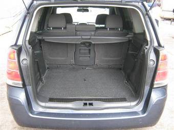 2008 Opel Zafira Photos