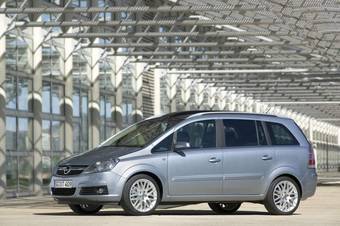 2008 Opel Zafira Photos