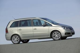 2008 Opel Zafira Pictures