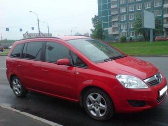 2008 Opel Zafira Photos