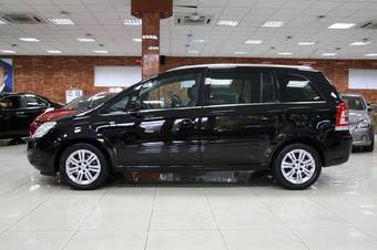 2009 Opel Zafira Pictures