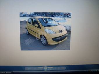 2008 Peugeot 107 Pictures