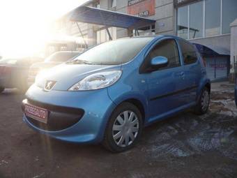 2008 Peugeot 107 Pictures