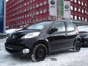2008 Peugeot 107 Pictures